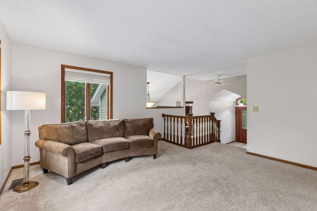 2512 8th Street, White Bear Lake, MN 55110