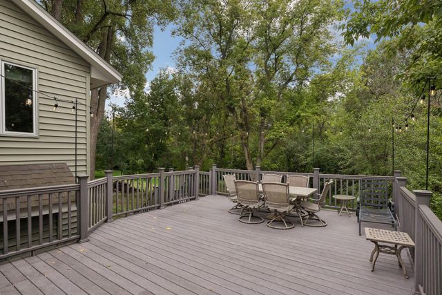 2512 8th Street, White Bear Lake, MN 55110