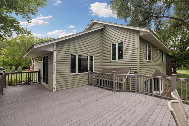 2512 8th Street, White Bear Lake, MN 55110