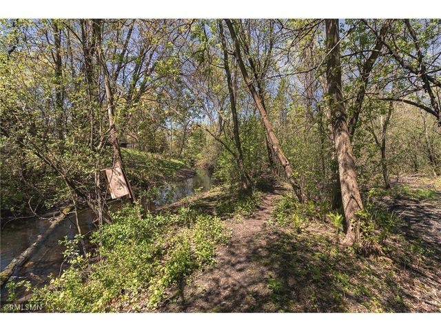 2512 8th Street, White Bear Lake, MN 55110