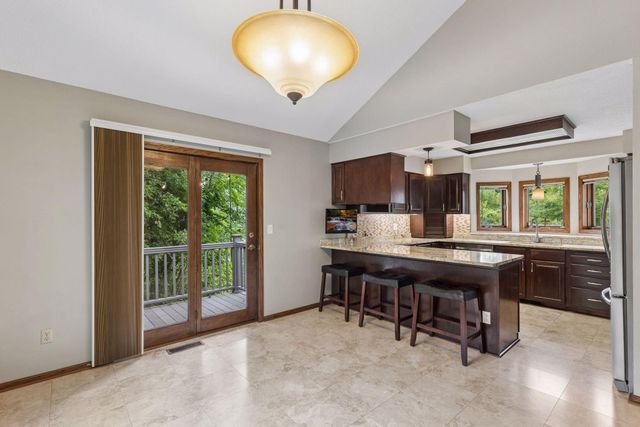 2512 8th Street, White Bear Lake, MN 55110