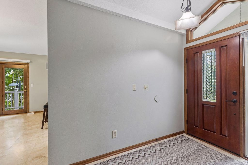 2512 8th Street, White Bear Lake, MN 55110 — photo 5