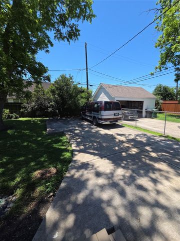 1430 Munger Street, Houston, TX 77023