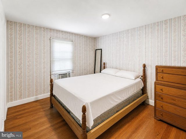 241 E WATER ST, Middletown, PA 17057