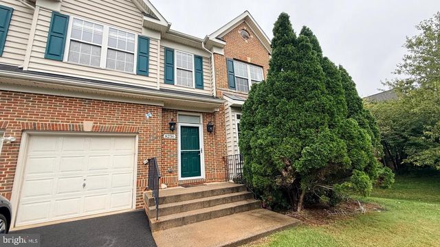 8236 2ND AVE, Vienna, VA 22182