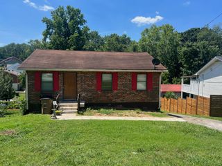 3869 Scotwood Dr, Nashville, TN 37211