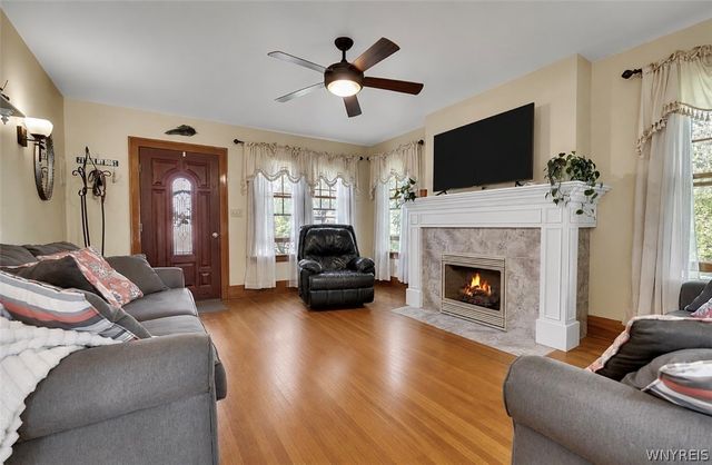 163 Capitol, Holland, NY 14080