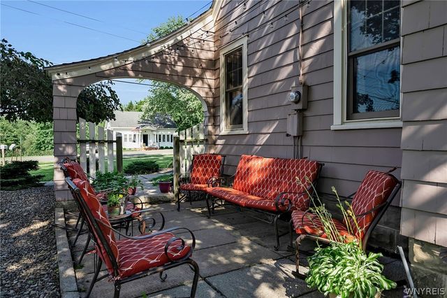 163 Capitol, Holland, NY 14080