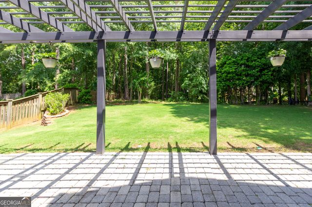 27 Portico Place, Newnan, GA 30265