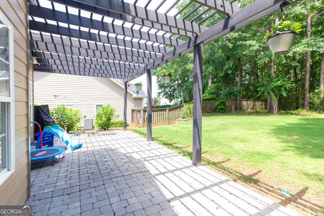 27 Portico Place, Newnan, GA 30265