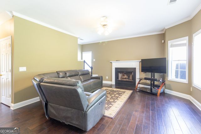 27 Portico Place, Newnan, GA 30265