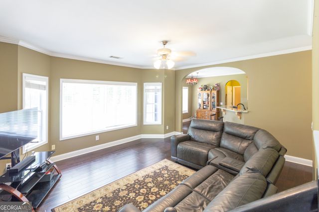27 Portico Place, Newnan, GA 30265