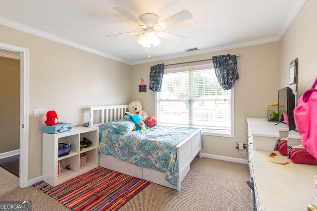 27 Portico Place, Newnan, GA 30265