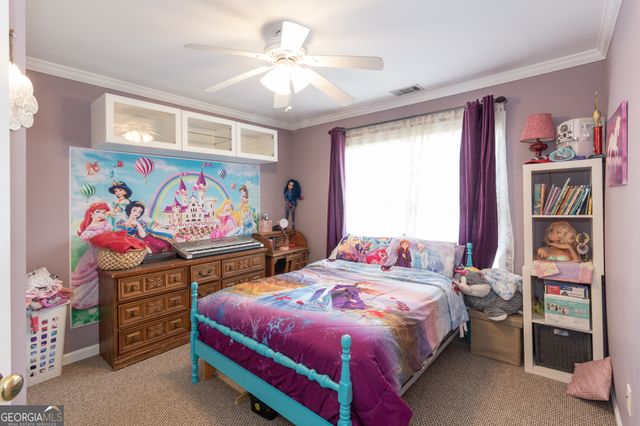 27 Portico Place, Newnan, GA 30265