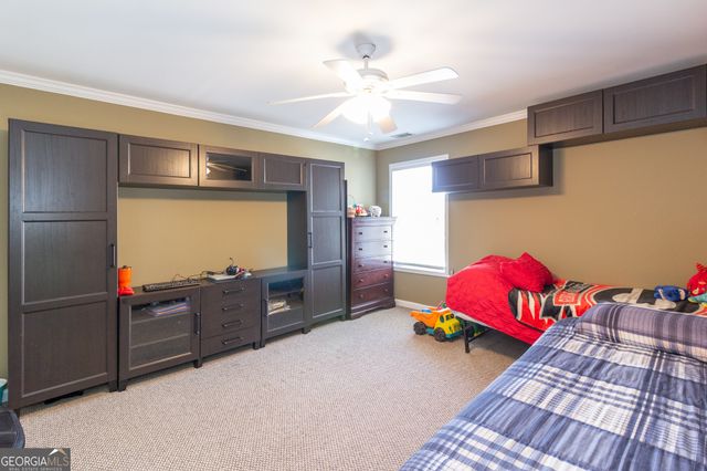 27 Portico Place, Newnan, GA 30265