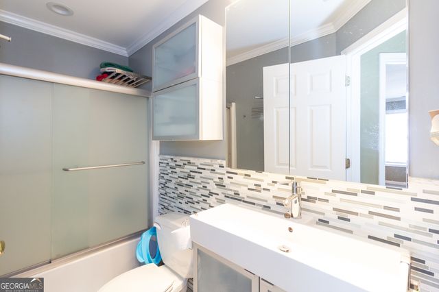27 Portico Place, Newnan, GA 30265