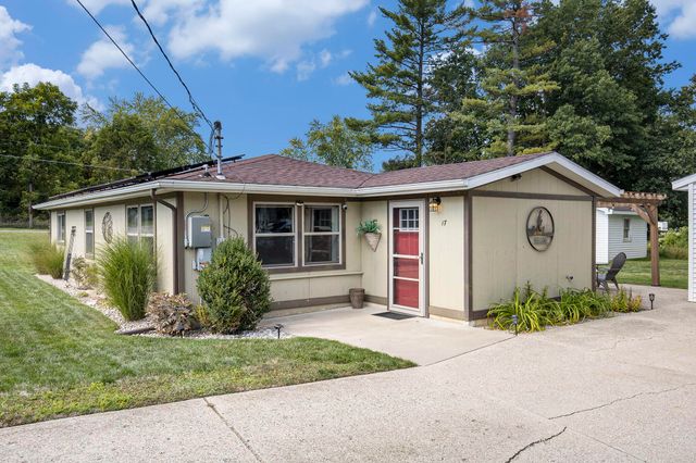 17 Warbler Drive Ne, Algoma Twp, MI 49345