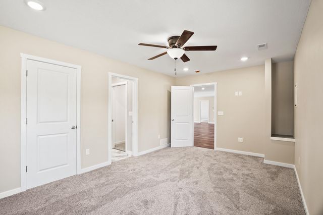 2350 W WILLIAMS RD, Sturgeon, MO 65284