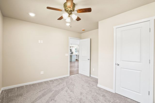 2350 W WILLIAMS RD, Sturgeon, MO 65284