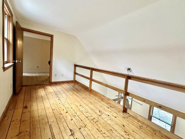 12 Wolfe Den Drive, New Hampton, NH 03256