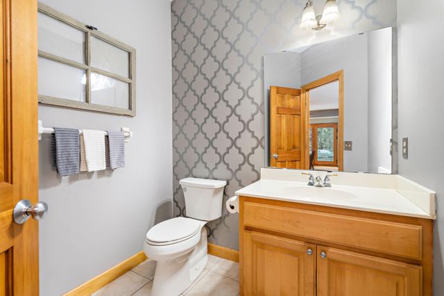 8197 Drexel Court, Eden Prairie, MN 55347