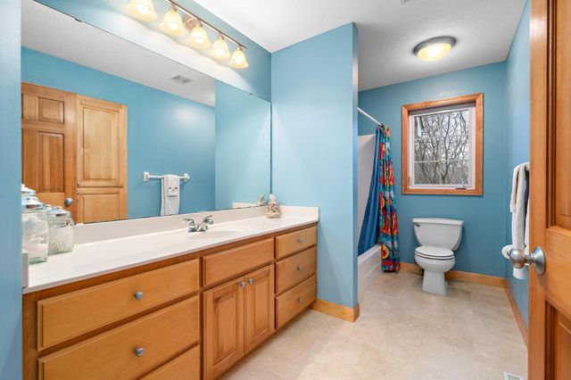 8197 Drexel Court, Eden Prairie, MN 55347