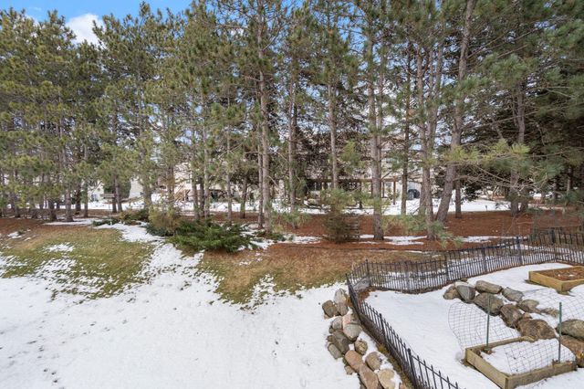 8197 Drexel Court, Eden Prairie, MN 55347