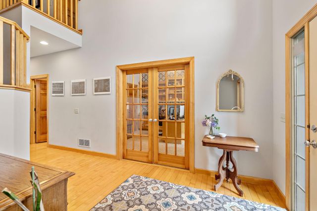 8197 Drexel Court, Eden Prairie, MN 55347