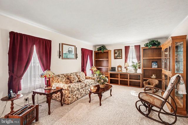 734 PINE BLVD, New Providence, PA 17560