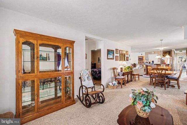 734 PINE BLVD, New Providence, PA 17560