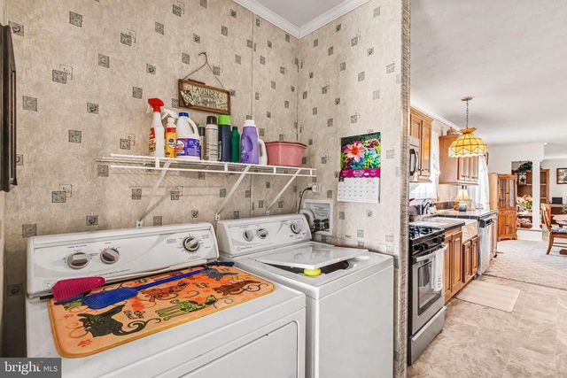 734 PINE BLVD, New Providence, PA 17560