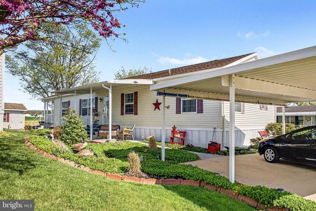 734 PINE BLVD, New Providence, PA 17560