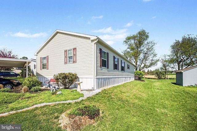 734 PINE BLVD, New Providence, PA 17560