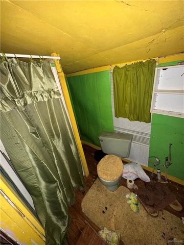 1216 S E Street, Harlingen, TX 78550