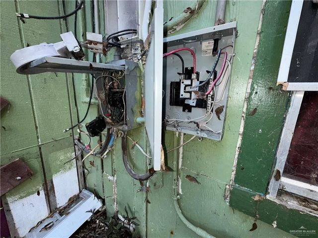 1216 S E Street, Harlingen, TX 78550