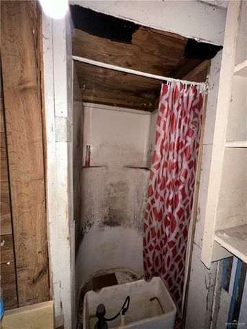 1216 S E Street, Harlingen, TX 78550