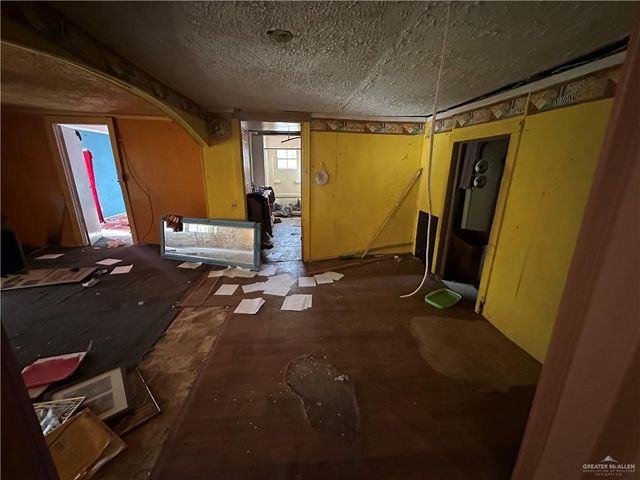 1216 S E Street, Harlingen, TX 78550