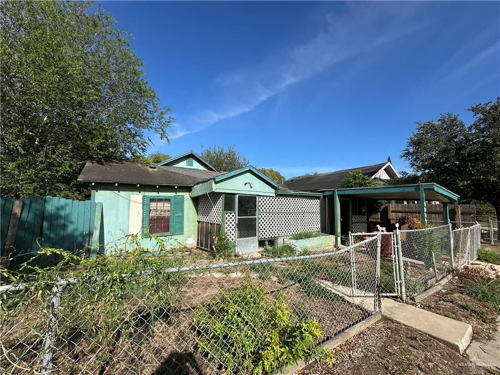 1216 S E Street, Harlingen, TX 78550