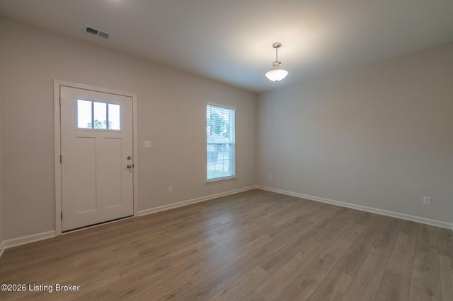 7921 Copper Drift Way, Louisville, KY 40291