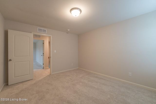 7921 Copper Drift Way, Louisville, KY 40291