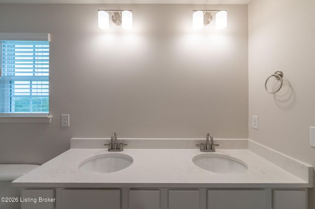 7921 Copper Drift Way, Louisville, KY 40291