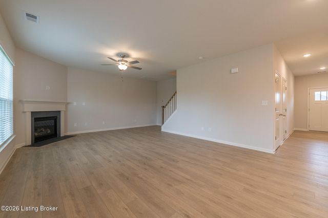 7921 Copper Drift Way, Louisville, KY 40291