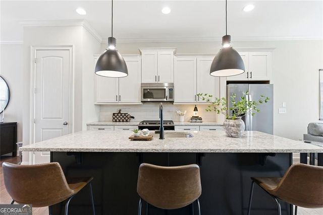 10184 Windalier Way, Roswell, GA 30076