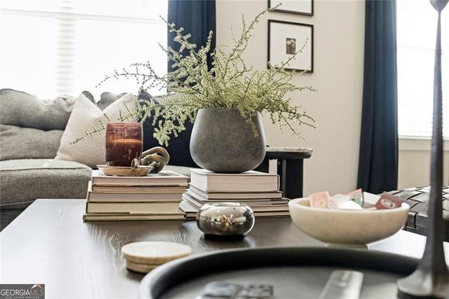 10184 Windalier Way, Roswell, GA 30076