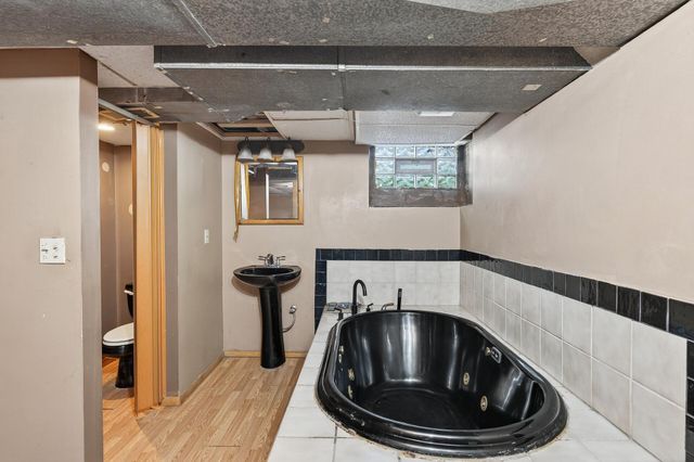 834 Iroquois Avenue, Saint Paul, MN 55119