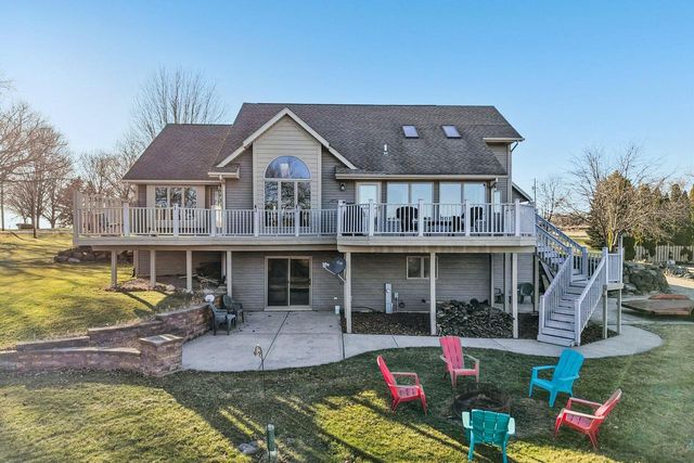 978 N Dewey AVENUE, Jefferson, WI 53549