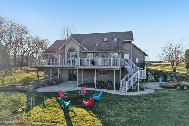 978 N Dewey AVENUE, Jefferson, WI 53549