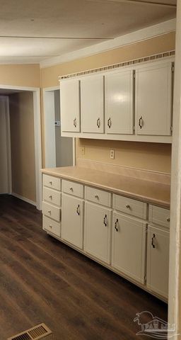 5432 Borden Rd, Milton, FL 32583