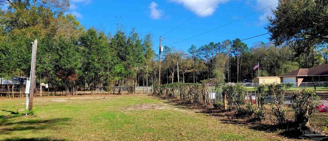 5432 Borden Rd, Milton, FL 32583