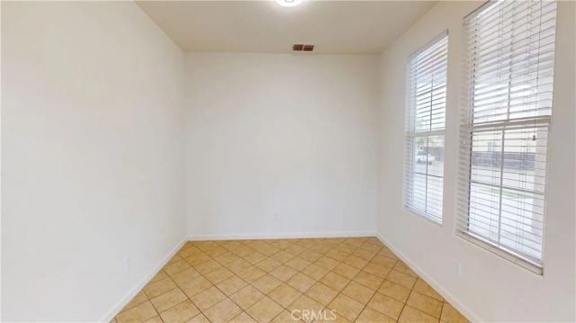 2555 S Lind, Fresno, CA 93725